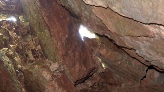 Ανατροπή στην υπόθεση της Αμαλίας – Σε σπηλαιοβάραθρο βάθους τεσσάρων μέτρων βρέθηκαν τα οστά της