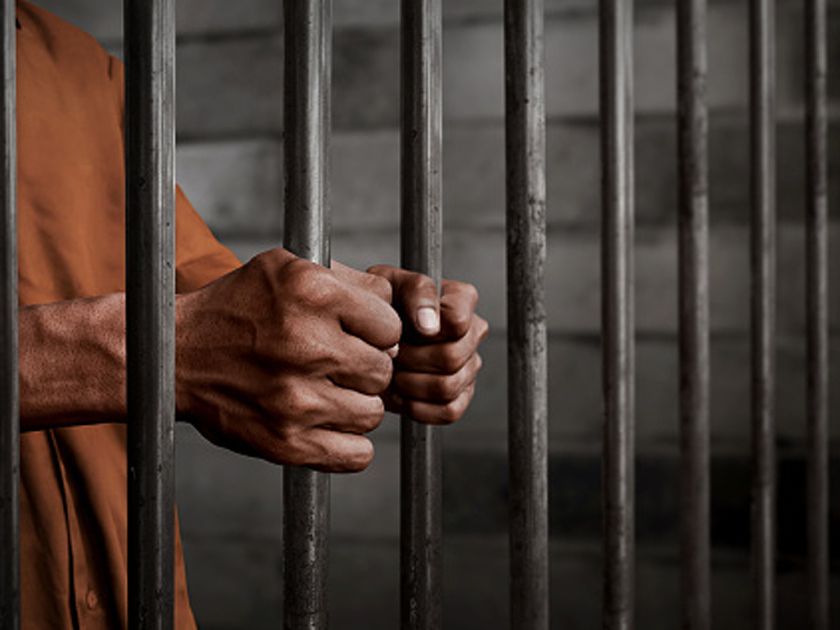 Συναγερμός στη Λάρισα! Κρατούμενος επιτέθηκε σε σωφρονιστικούς υπαλλήλους