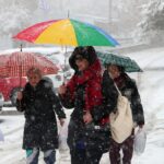 Στα λευκά η χώρα: Σε ποια πόλη θα χιονίσει αύριο