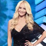 Στο νοσοκομείο η Νάταλι Κάκκαβα: Η ανακοίνωση της παρουσιάστριας