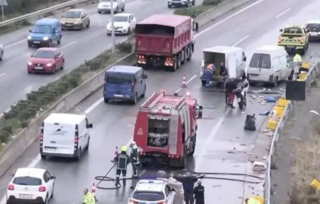 Τροχαίο ατύχημα στον Περιφερειακό Θεσσαλονίκης – Σοβαρά προβλήματα στην κυκλοφορία
