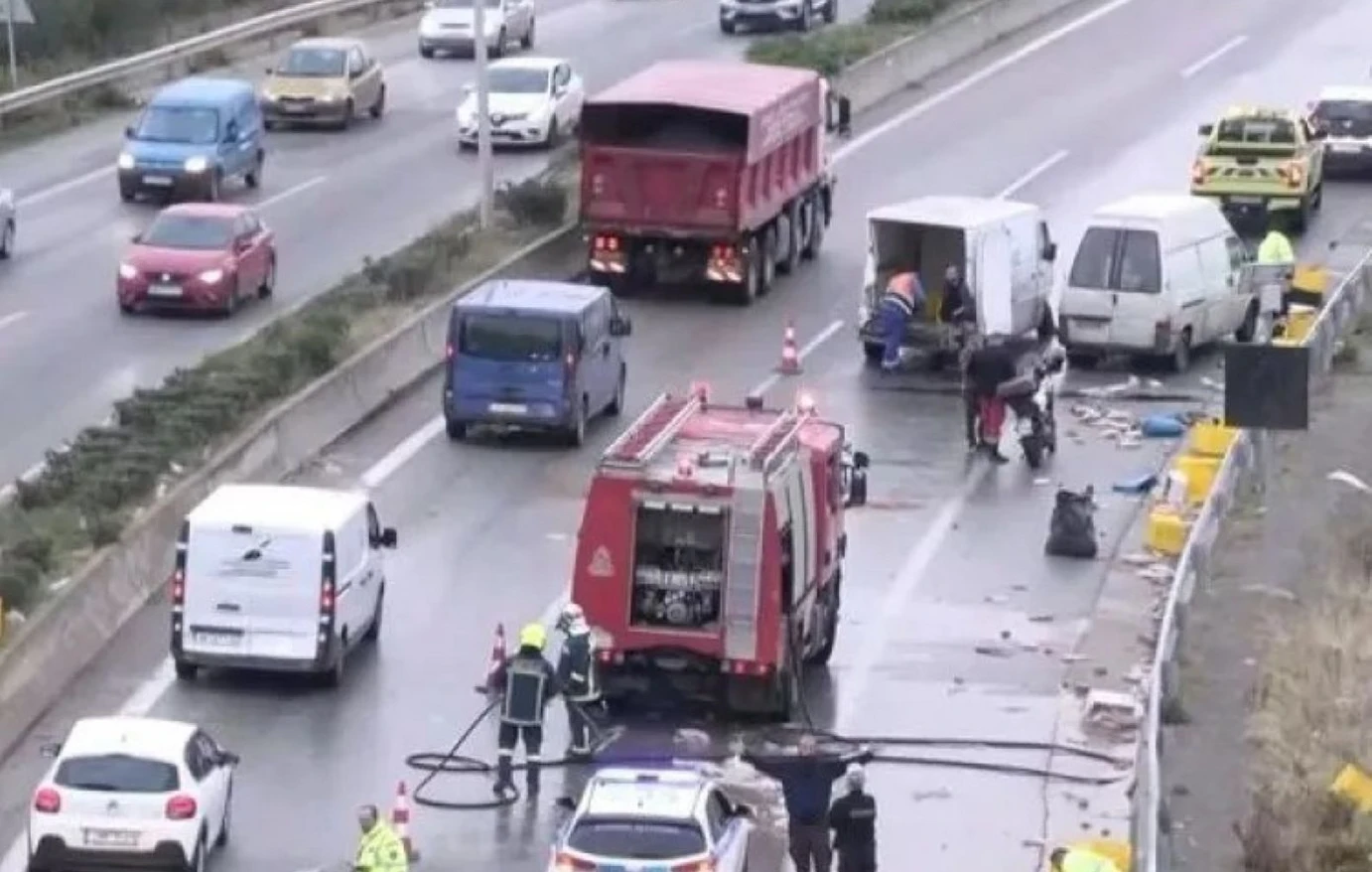 Τροχαίο ατύχημα στον Περιφερειακό Θεσσαλονίκης - Σοβαρά προβλήματα στην κυκλοφορία