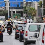 Κίνηση τώρα: Χαμός στους δρόμους της Αθήνας – Έχουν… φρακάρει τα αμάξια από την κίνηση