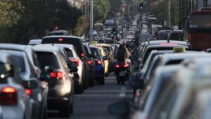 Κυκλοφοριακό κομφούζιο στην Αττική 