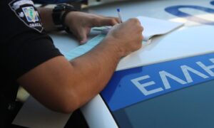 Πρόστιμο 350 ευρώ για όσους δεν έχουν αυτό το χαρτί στο αυτοκίνητο