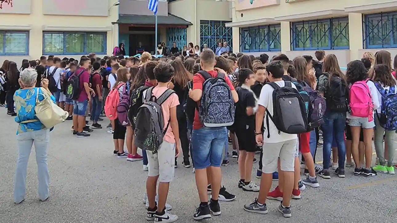 Μπαίνει νέο μάθημα στα σχολεία – Μεγάλη αλλαγή σε Δημοτικό, Γυμνάσιο και Λύκειο