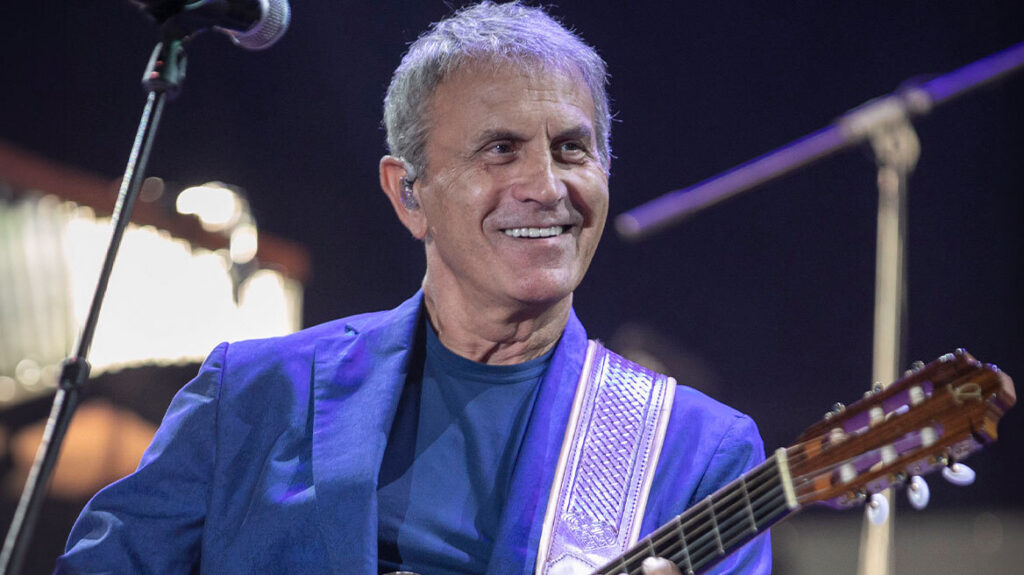 Γιώργος Νταλάρας: Σημαντική βράβευση ως «Διακεκριμένος Πολίτης»