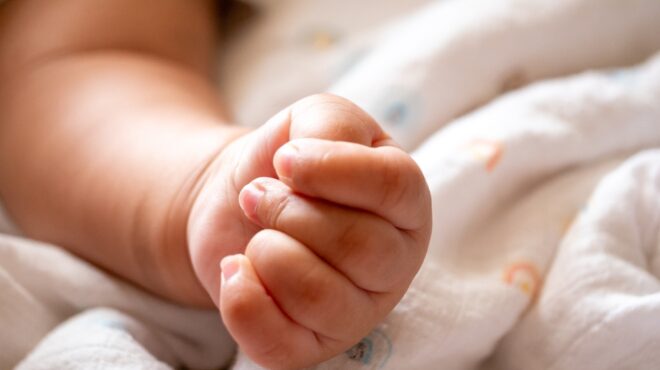 Ηρωική παρέμβαση γιατρού, μαίας και ΕΚΑΒ έσωσε μητέρα και νεογέννητο