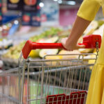 Βόμβα στα σούπερ μάρκετ – Δείτε πού αυξήθηκαν οι τιμές