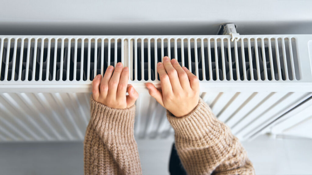 «Έπεσε» η πλατφόρμα myΘέρμανση την πρώτη μέρα λειτουργίας της – Αδύνατη η πρόσβαση για αιτήσεις επιδόματος