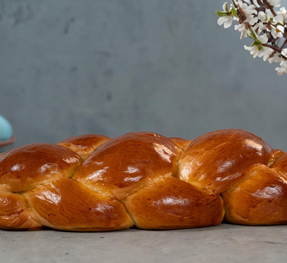 Προσοχή! Ο ΕΦΕΤ ανακαλεί γνωστό τσουρέκι με πραλίνα φουντουκιού