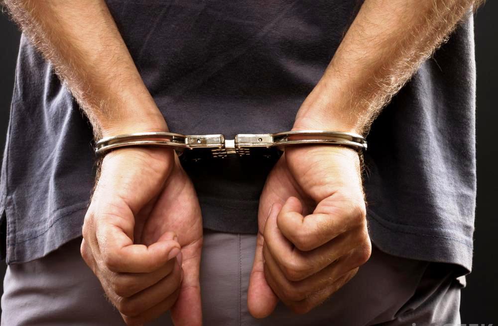 Συνελήφθη 35χρονος μετά από ενδοοικογενειακό επεισόδιο και επίθεση σε αστυνομικούς