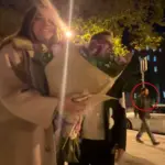 Έκαναν ρομαντική βόλτα στη Βαρκελώνη και… πέρασε δίπλα τους ο Μέσι (video)