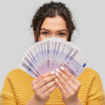 Αυτά τα 3 ζώδια θα δουν λεφτά στην «τσέπη» τους μέχρι το τέλος του 2025