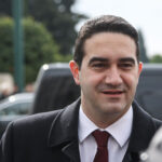 Κατρίνης: «Ο μικρός μου γιος οδηγούσε χωρίς δίπλωμα, πράξη αδικαιολόγητη – Ο νόμος ισχύει για όλους»