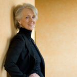 Πέθανε σε ηλικία 82 ετών η Τζοάνα Τρόλοπ