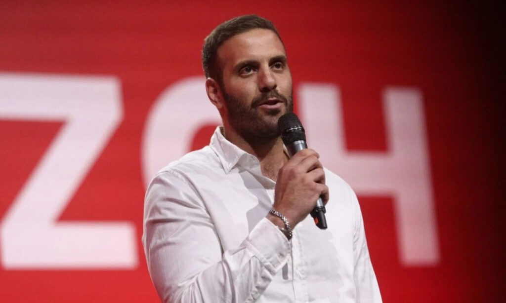 Τι απαντά ο ευρωβουλευτής Νίκος Παππάς – Η πρώτη ανάρτηση