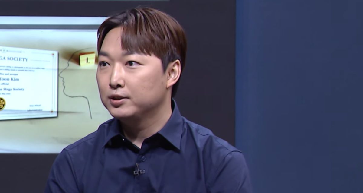 Ο άνδρας με το υψηλότερο IQ του κόσμου αποκαλύπτει τι ισχύει με την ύπαρξη του Θεού