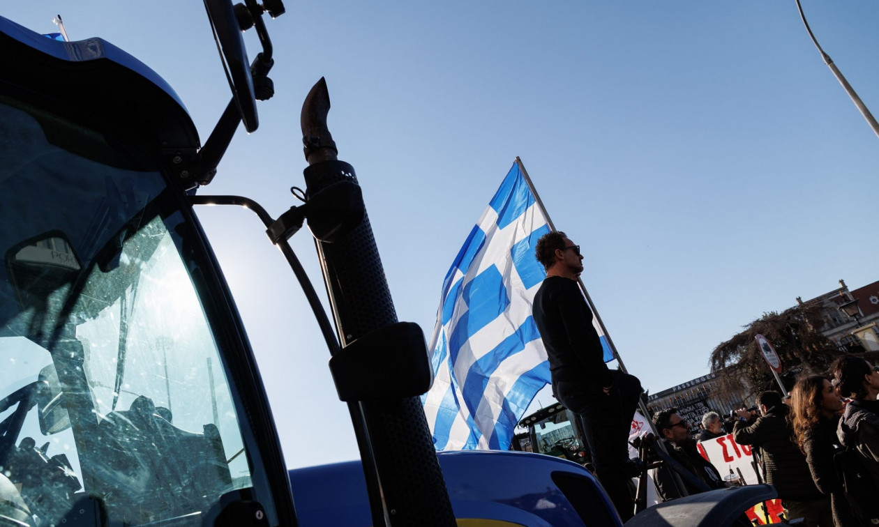 Κλιμακώνουν οι αγρότες στα μπλόκα ενώ η κυβέρνηση ανοίγει τα χαρτιά της: Τρεις ομάδες προτεραιότητας και νέες πληρωμές