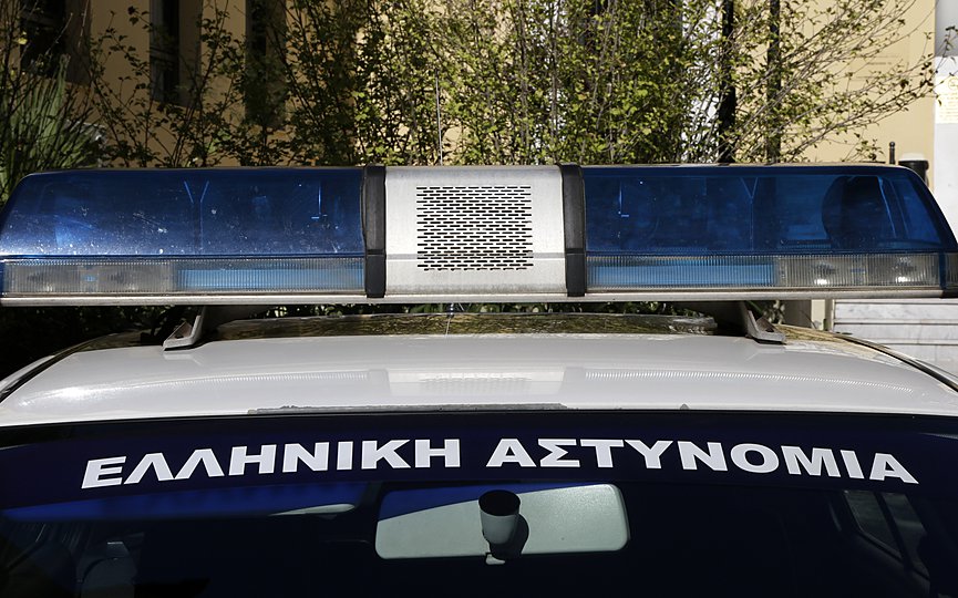 Συνελήφθησαν δύο διαρρήκτες μετά από απόπειρα εισβολής σε διαμέρισμα ηλικιωμένης