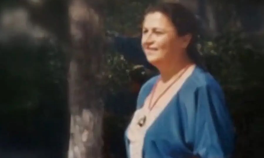 Άγριο έγκλημα στο Κολωνάκι: Έκαψαν ζωναντή την Ελένη Παπαδά