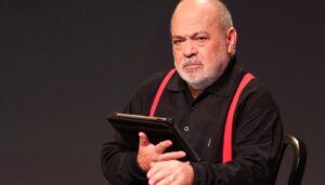 Στο Λαϊκό ο Χρήστος Βαλαβανίδης: «Δέκα μέρες εδώ, αλλά δουλεύει ακόμα»