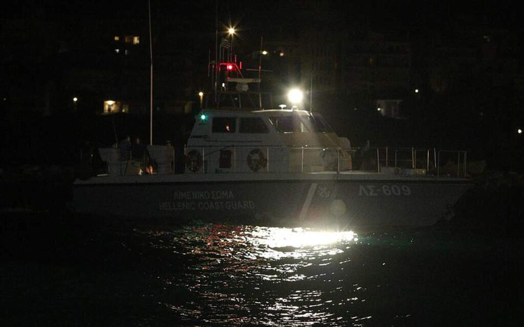 Συναγερμός στα νότια του Ηρακλείου: Εντοπίστηκαν δεκάδες μετανάστες σε παραλία των Καλών Λιμένων