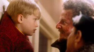 Όλα τα λάθη του «Μόνος στο Σπίτι» που δεν είχατε προσέξει αποκαλύπτονται σε viral βίντεο