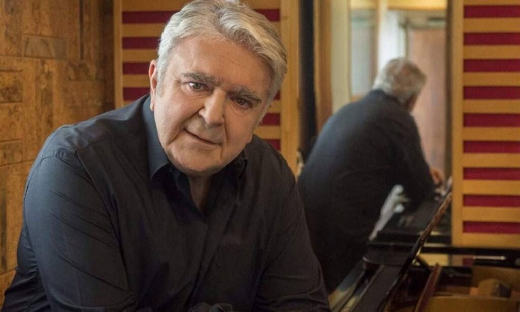 Πασχάλης Τερζής: Η μεγάλη επιστροφή – Κυκλοφορεί σύντομα νέο τραγούδι