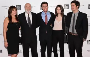 Νεκροί στο σπίτι τους ο Ρομπ Ράινερ και η σύζυγός του – Στο μικροσκόπιο ο γιος τους