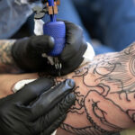 Πώς τα τατουάζ επηρεάζουν το ανοσοποιητικό μας σύστημα
