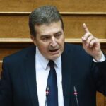 Χρυσοχοΐδης για τα αγροτικά μπλόκα: «Η Τροχαία έχει την ευθύνη, η κυβέρνηση επέλεξε διάλογο αντί νόμιμης βίας»