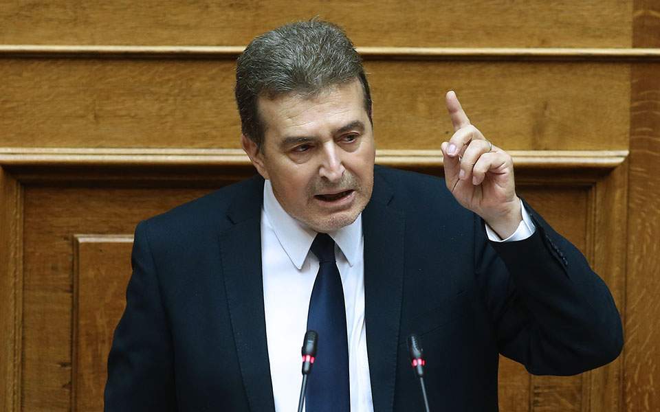 Χρυσοχοΐδης για τα αγροτικά μπλόκα: «Η Τροχαία έχει την ευθύνη, η κυβέρνηση επέλεξε διάλογο αντί νόμιμης βίας»