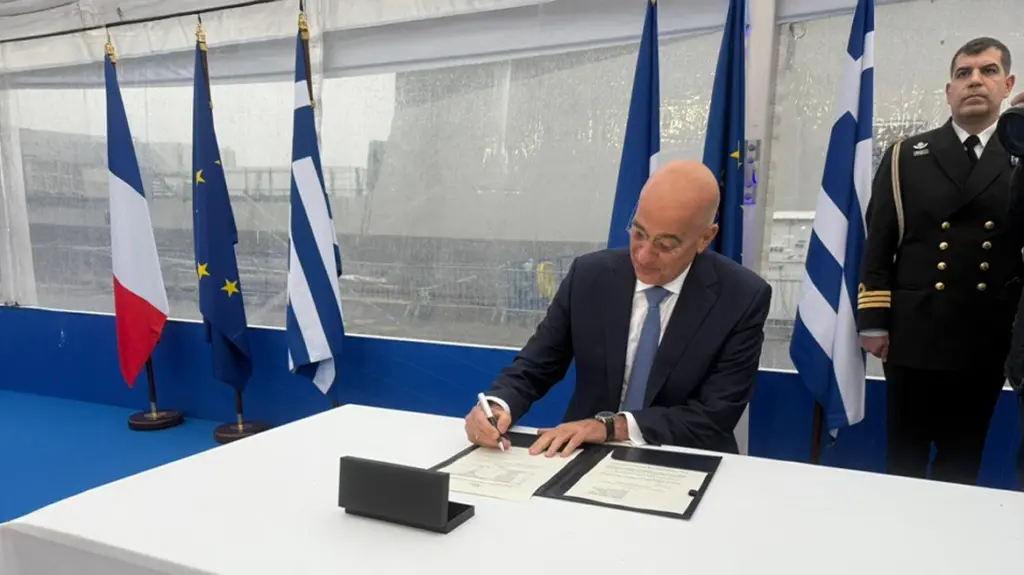 Παράδοση της «Κίμων»: Νέα σελίδα για το Πολεμικό Ναυτικό με τις φρεγάτες Belh@rra