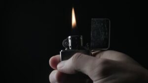 Απίστευτο! Κατάπιε αναπτήρα πριν από 30 χρόνια και λειτουργεί ακόμη