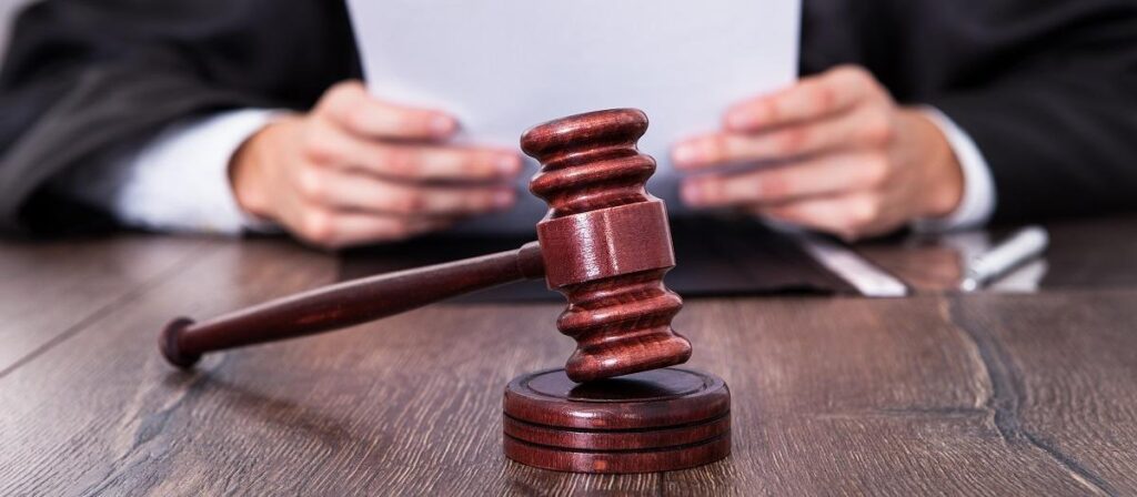 Στη φυλακή 74χρονος στην Κρήτη μετά από τροχαίο υπό μέθη και καταδίωξη