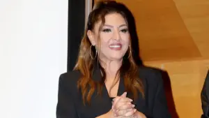 Έλενα Παπαρίζου: Η συγκινητική πρώτη ανάρτηση μετά την περιπέτεια υγείας που ανησύχησε τους θαυμαστές της