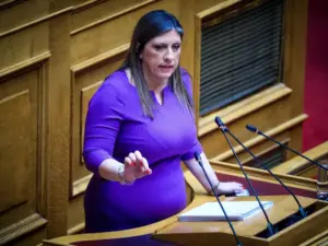 Μήνυση της Ζωής Κωνσταντοπούλου για απειλές από τον «Φραπέ» Ξυλούρη