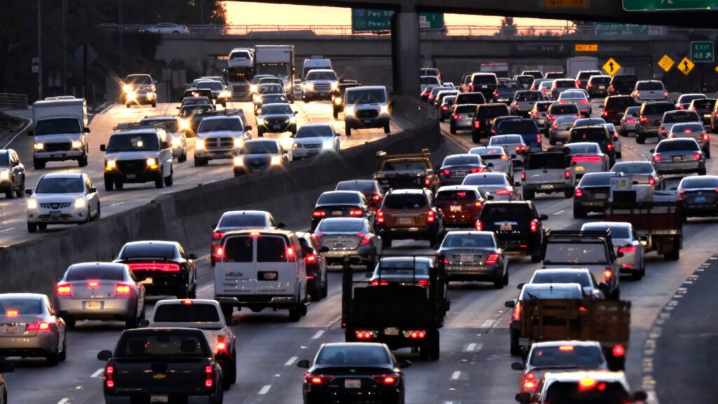 Αλλάζουν όλα στην Ελλάδα για τα παλιά Ι.Χ. – Τι θα ισχύει πλέον