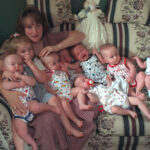 Γέννησε… επτάδυμα πριν από 28 χρόνια – Πώς είναι σήμερα η οικογένεια ΜακΚόχι