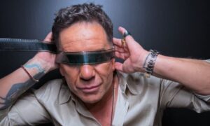 Αυτά είναι τα μηνύματα που έστελνε ο επιχειρηματίας στον Μαζωνάκη – «Τι θα γίνει με τα λεφτά;»