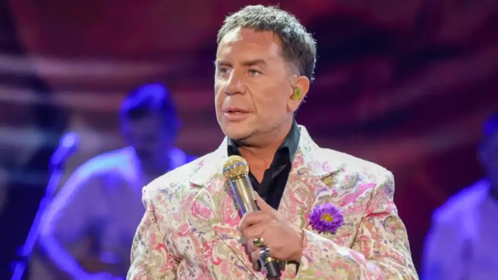 Γιώργος Μαζωνάκης: «Οργανωμένο σχέδιο εκβίασης» πίσω από τις καταγγελίες – Η επίσημη απάντηση του τραγουδιστή