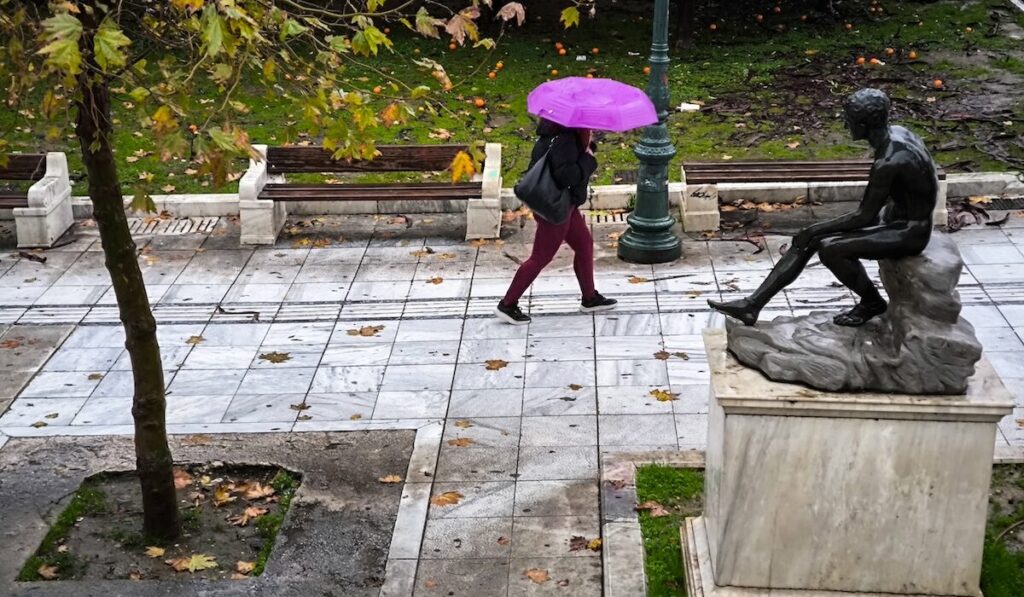 Έρχεται καιρική ανατροπή: Σφοδρές καταιγίδες σε Αθήνα και νότια Ελλάδα