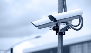 Οι 8 δρόμοι της Αττικής όπου «γράφουν» ήδη οι νέες AI κάμερες της Τροχαίας