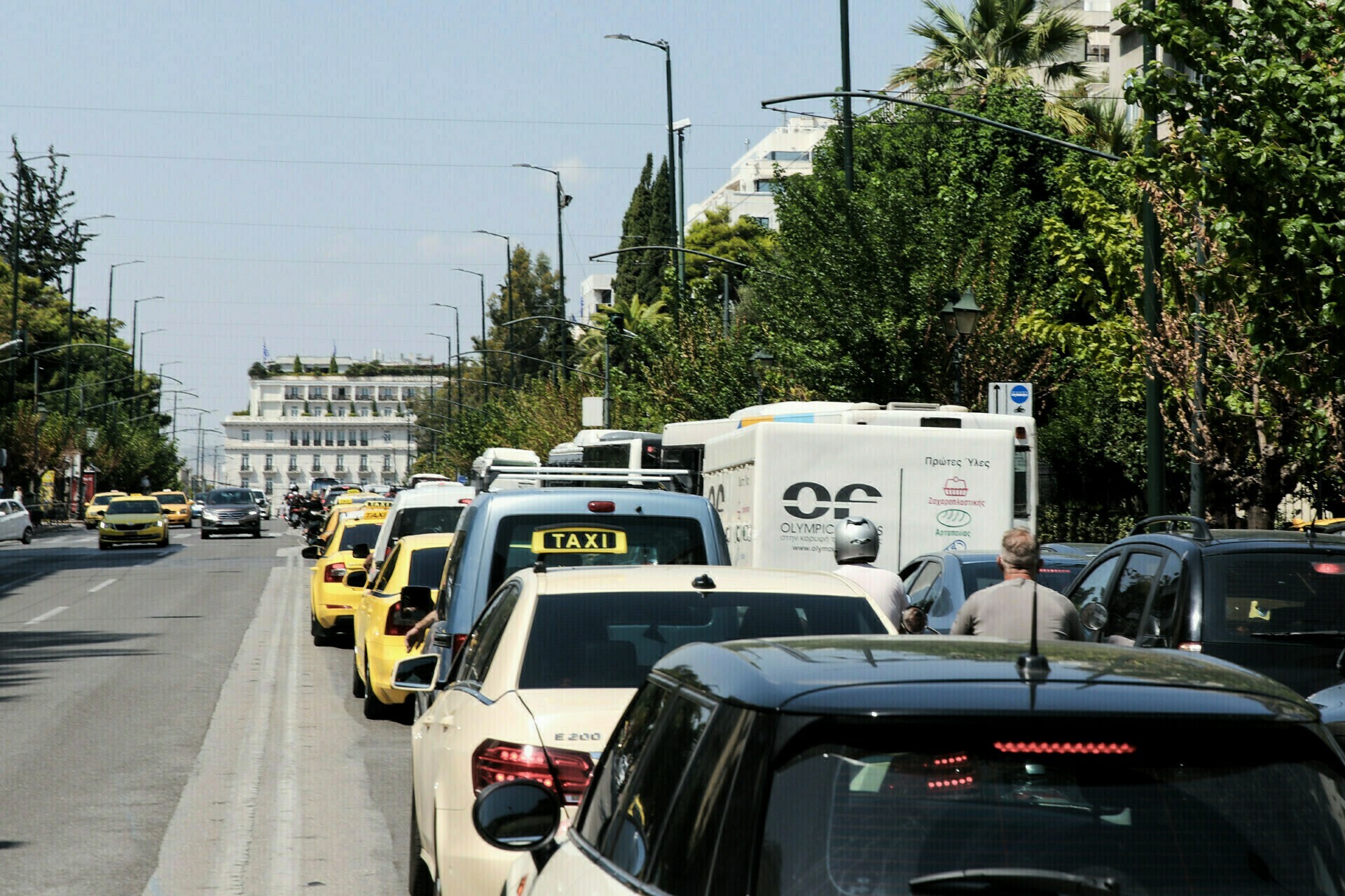 Κυκλοφοριακό χάος: Προσοχή! Πού έχει κίνηση τώρα