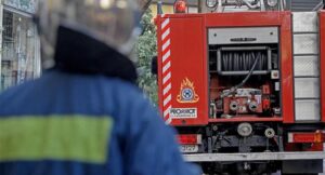 Συναγερμός στο Αιγάλεω: Φωτιά σε διαμέρισμα