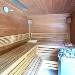 Τραγωδία: Ζευγάρι βρήκε φρικτό θάνατο σε σάουνα που πήρε φωτιά και τους παγίδευσε