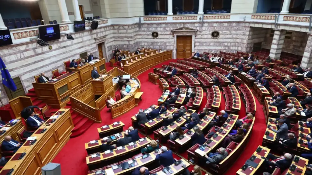Προϋπολογισμός 2026: Live η συζήτηση στη Βουλή
