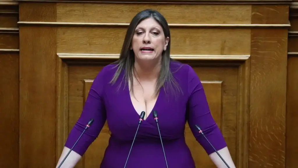 Η Βουλή άρει την ασυλία της Ζωής Κωνσταντοπούλου για μήνυση δημοσιογράφου