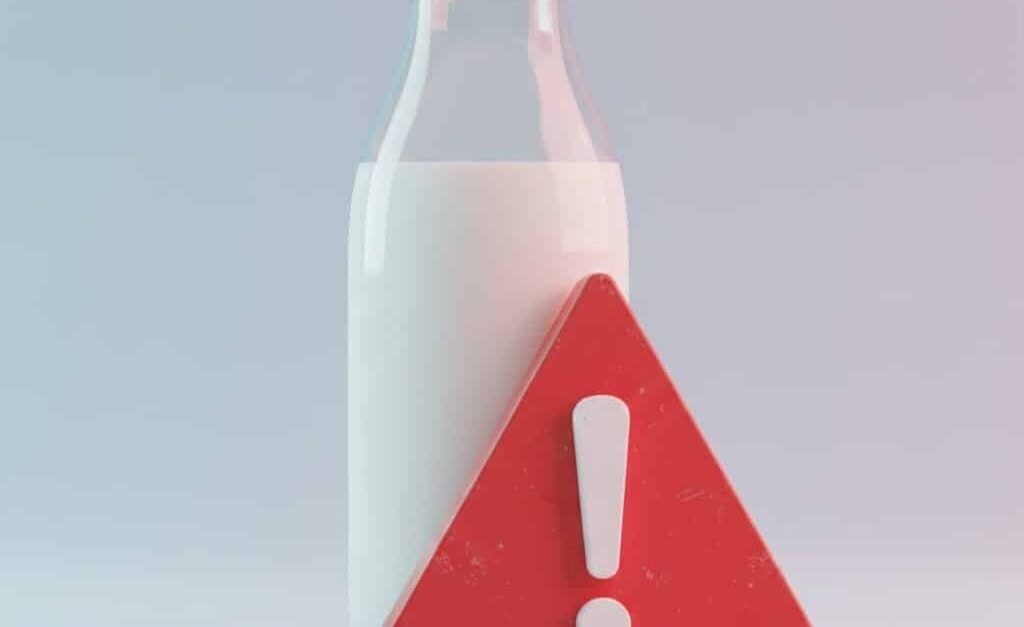 Συναγερμός για γάλατα: Παγκόσμιες ανακλήσεις